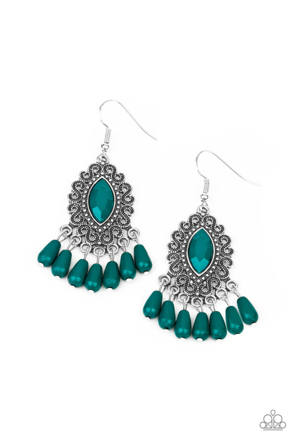 Private Villa - Green Paparazzi Earrings